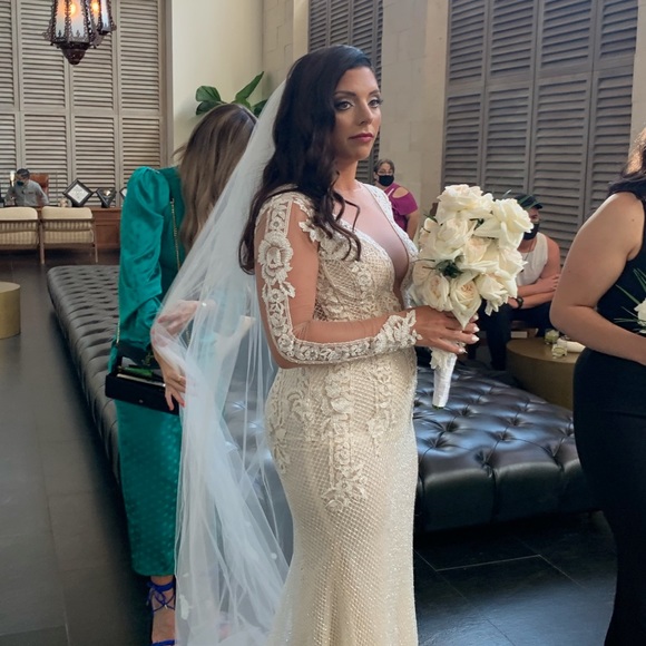 Meet your Posher, Anna - Picture 3 of 4